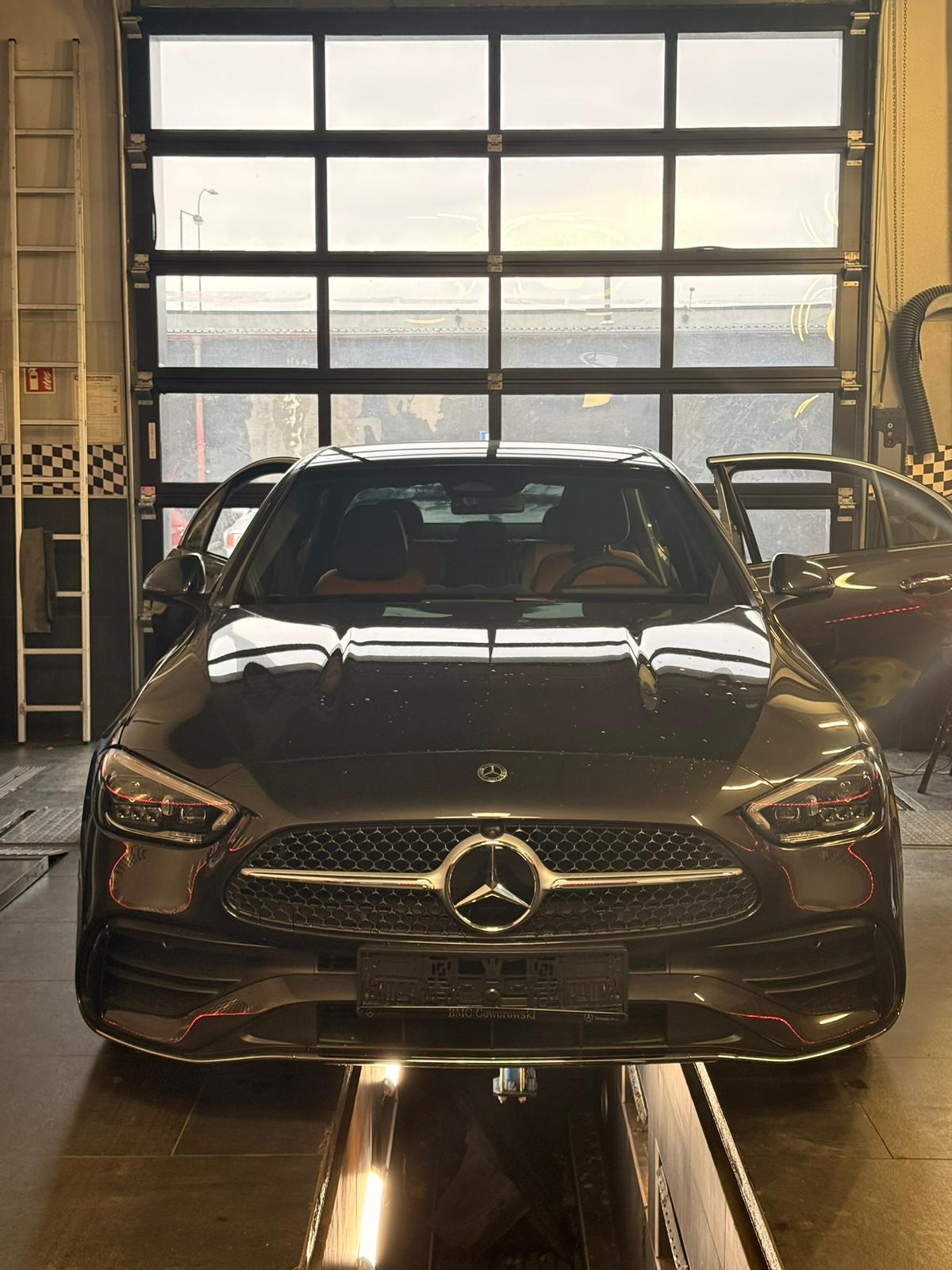 Mercedes CLS - Proces oklejania