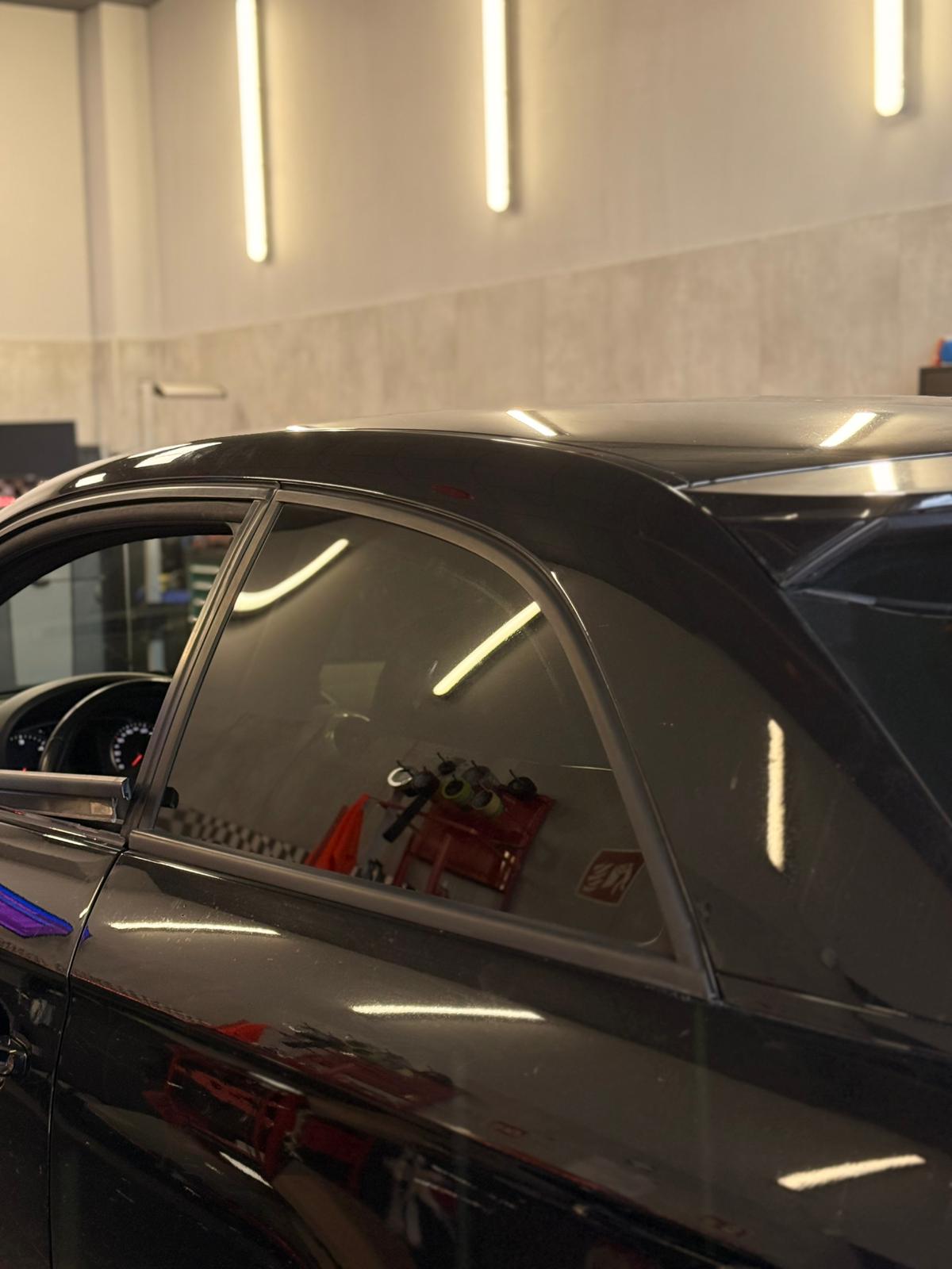 Audi A1 - Przyciemnianie w warsztacie