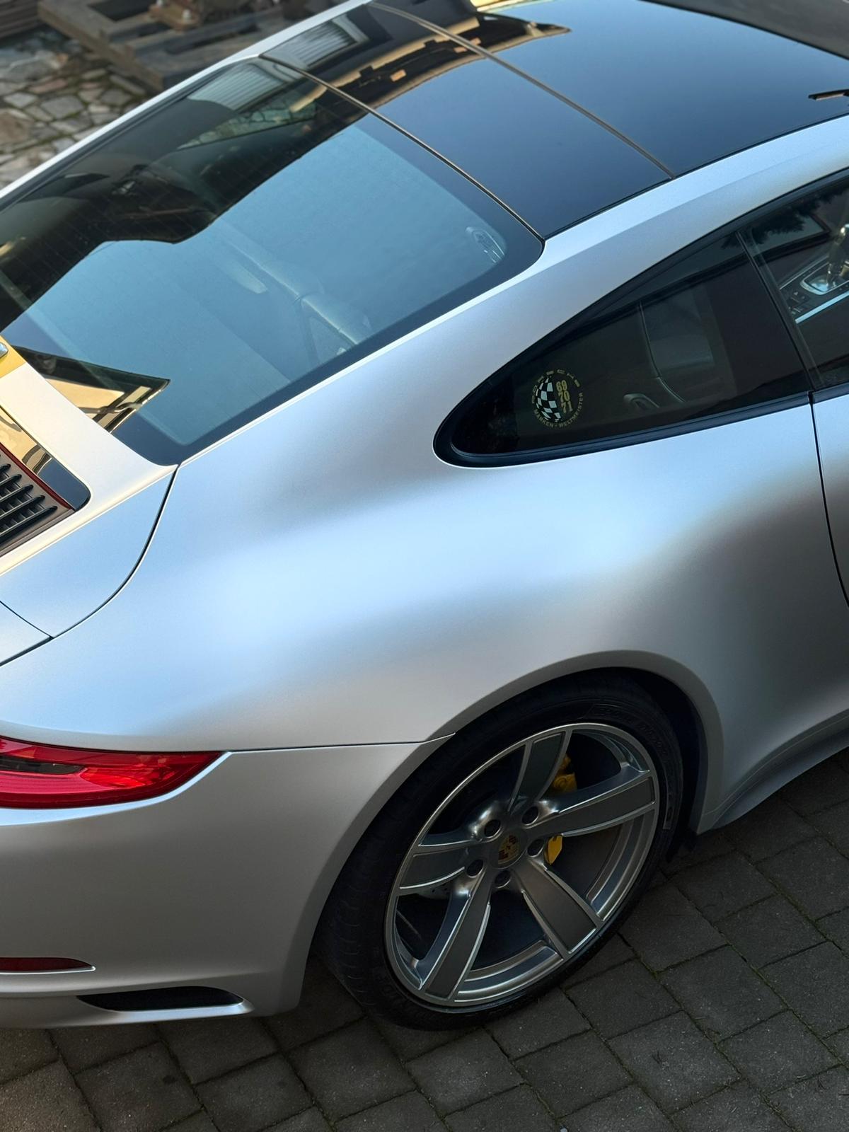 Porsche 911 Carrera 4S - Szklany dach panoramiczny